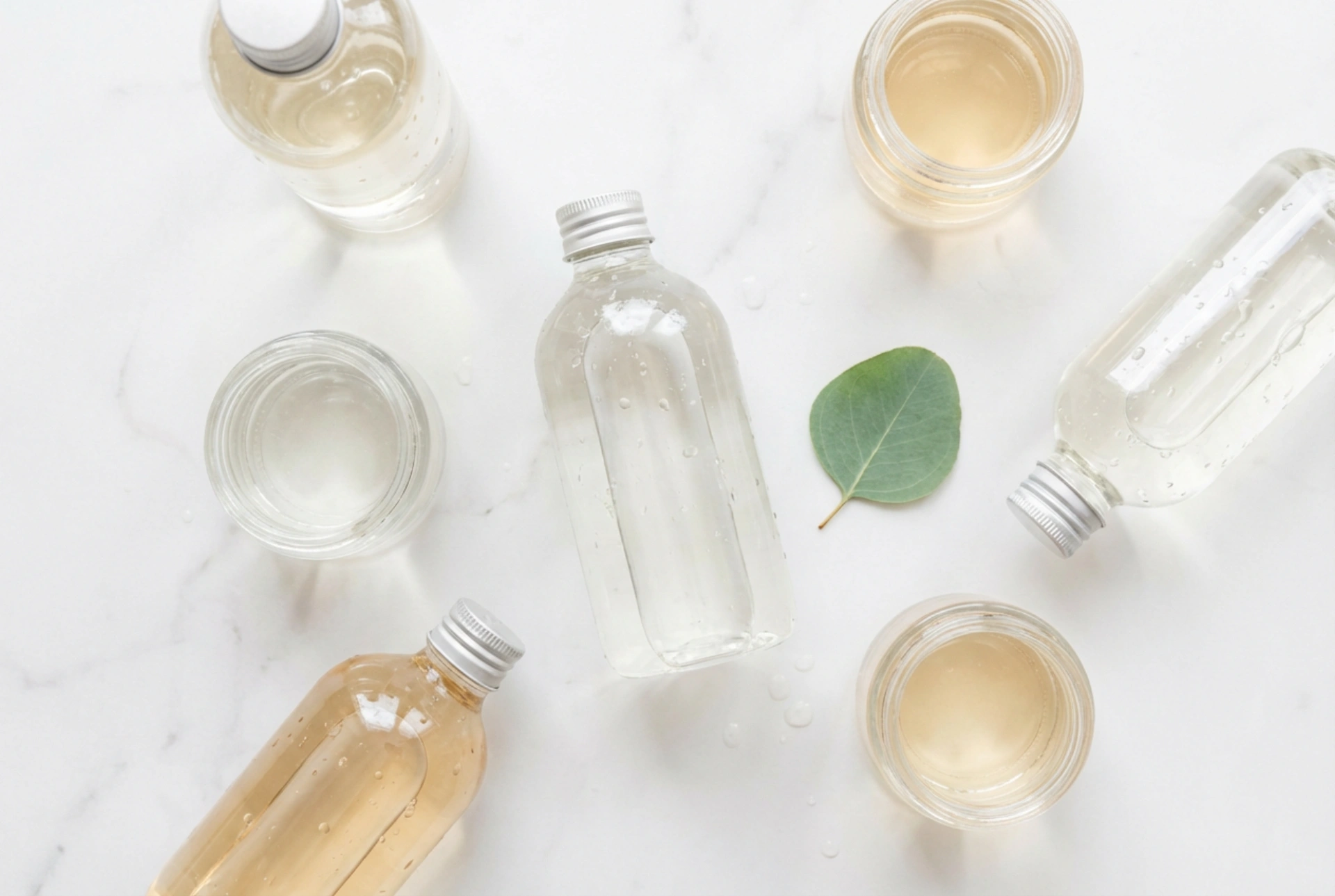 Lekkie szampony do włosów: jak wybierać, by nie obciążać fryzury