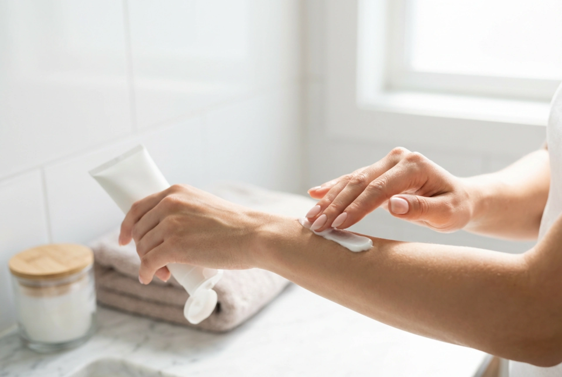 Krem po goleniu dla kobiet: jak łagodzić skórę i zapobiegać podrażnieniom